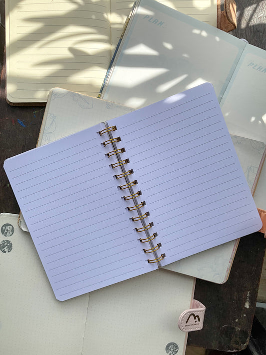 B501-Giraffe(Happy Lucky)| Kawaii Dairy | Spiral binding |Rulled Special Notebooks 80 Pages 17.5x12.5 cm |Spriral Cute Kawaii Character Diary