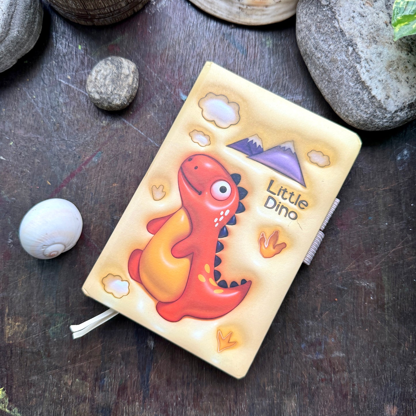 650015 A6 Little Dinosaurs Yellow Notebook