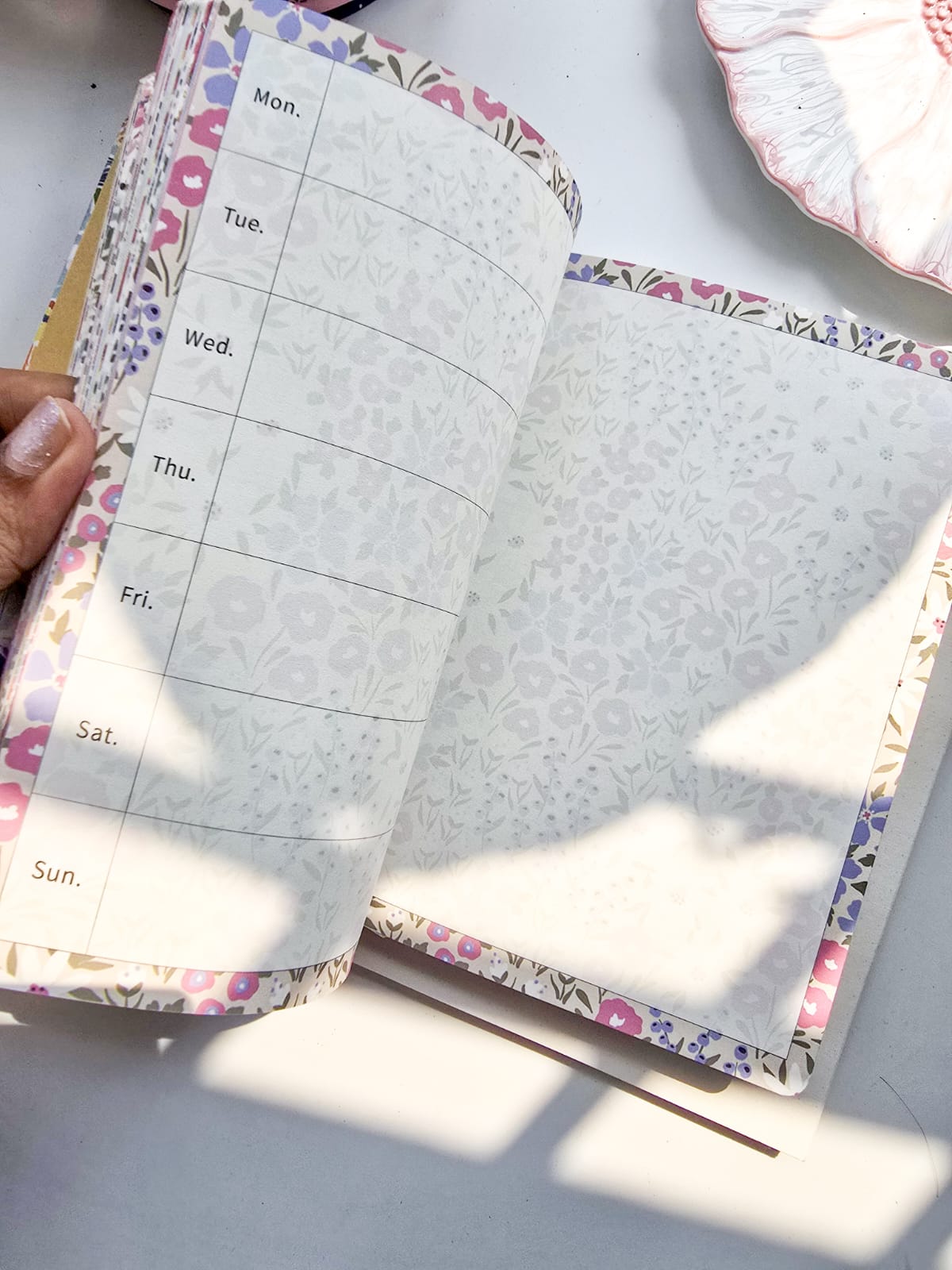 256 pages floral weekly monthly planner notebook | A5 |
