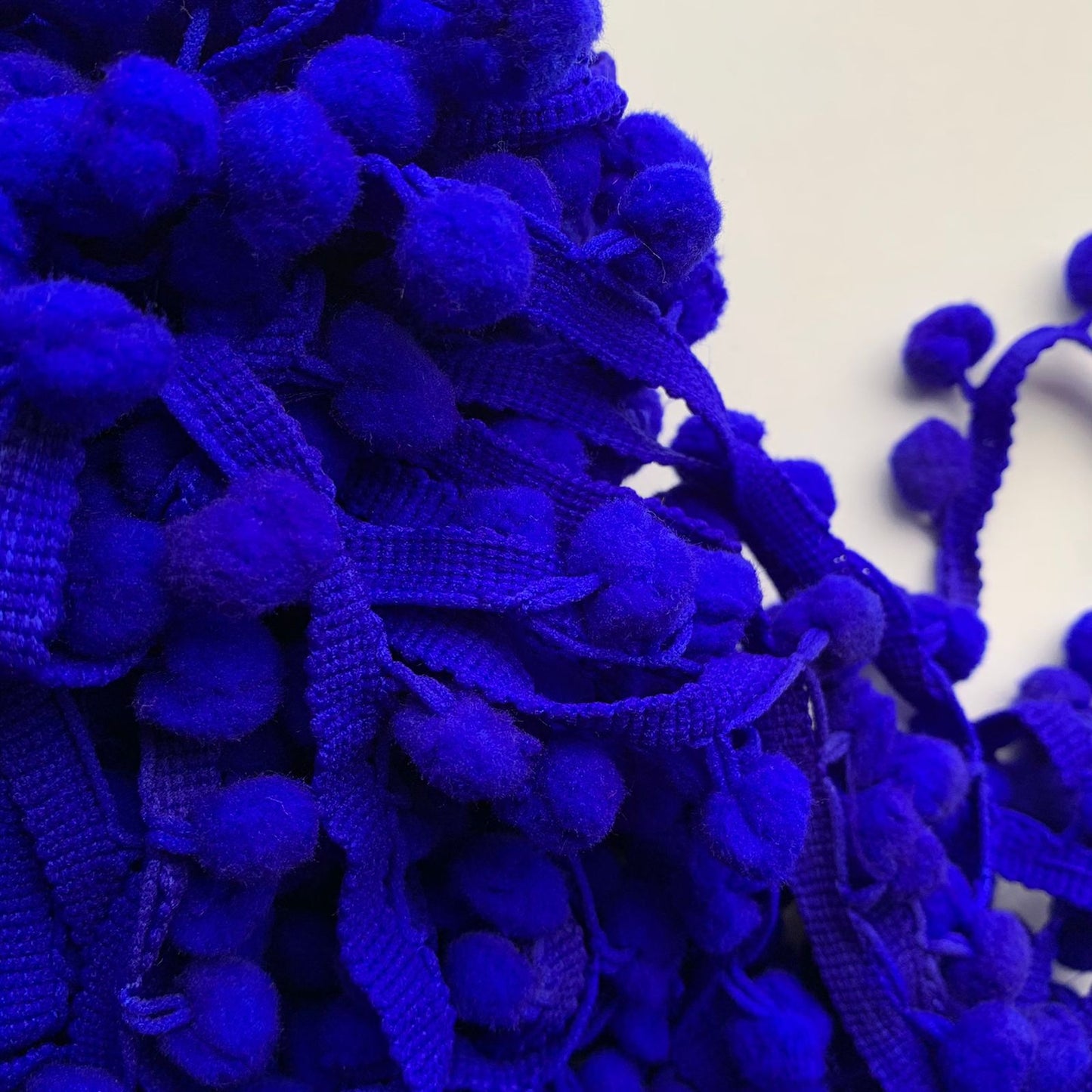 #13 Pom Pom Lace 2 mtr | Pom pom Size : approx 10mm