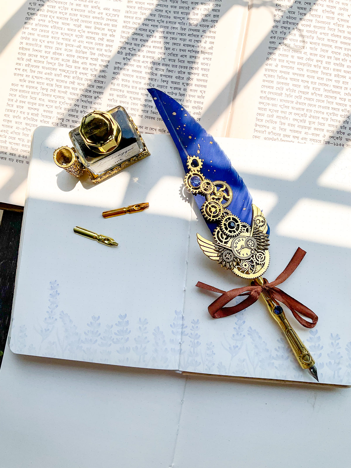 FPS-10098 | Vintage Feather Calligraphy Pen & Ink Set | Feather Pen 1 | Replacement Nibs 5 |Pen Holder 1 | Ink bottle 1 |