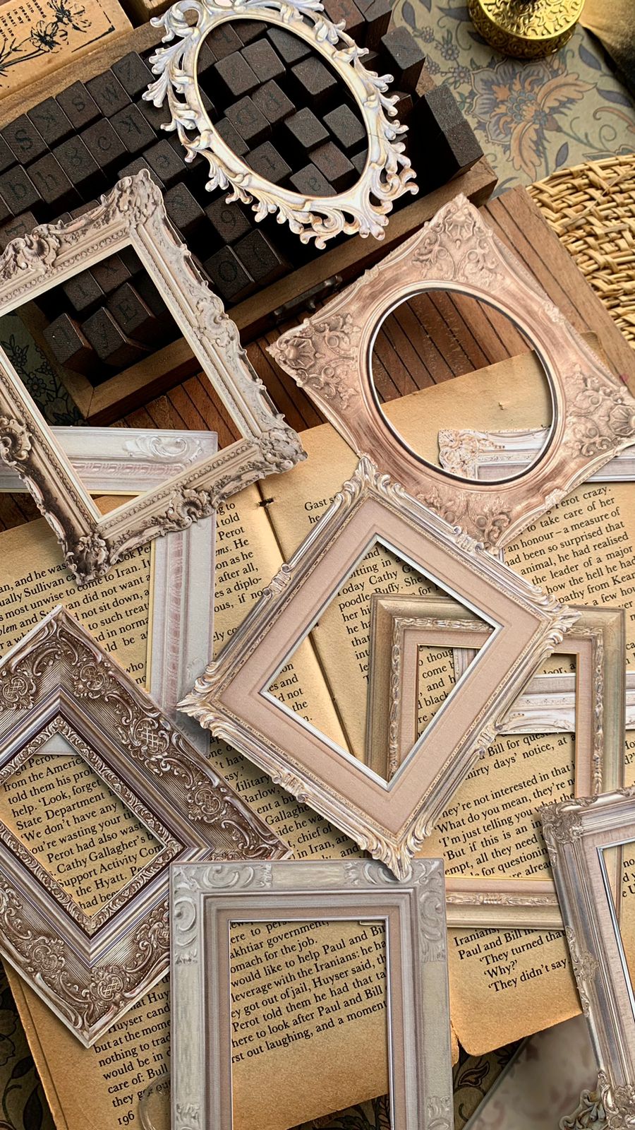 MG0240546 Vintage Frame Paper Cutout 80*100Mm 10Pc