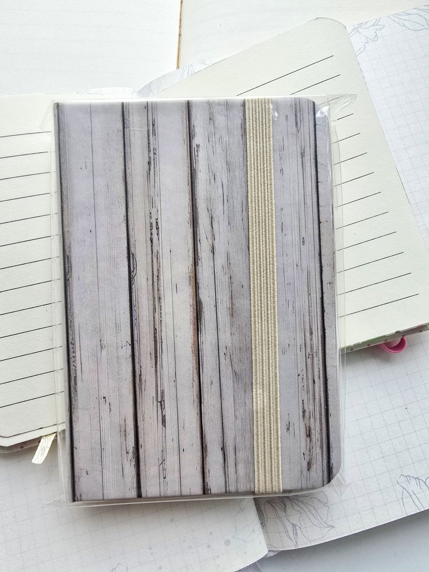 5701-12  A7 Hard Cover Notebook 80*2 Pages