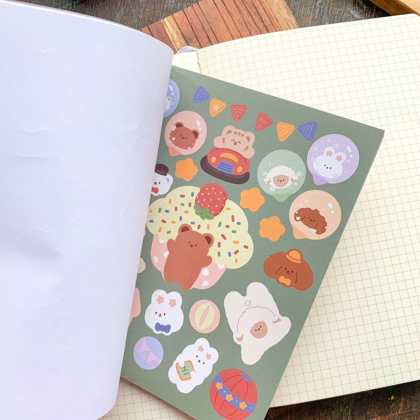 KQ-0066-CPP - Kawaii Decorative Sticker Book | Paper & PET Stickers | 15 Paper & 15 PET Stickers Sheets | 30 Sheets | 15x13 CM | Cool Play Park