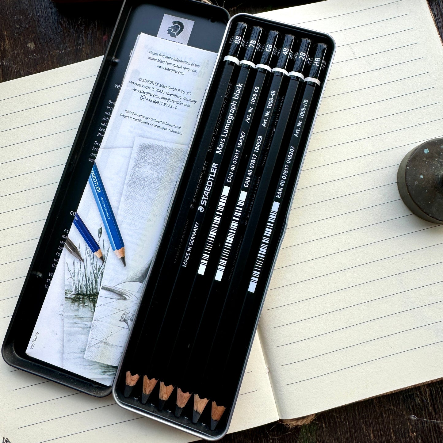 STAEDTLER - Extra Black Drawing pencil Set with Metal case | containing 6 drawing pencils in assorted degrees | sketch