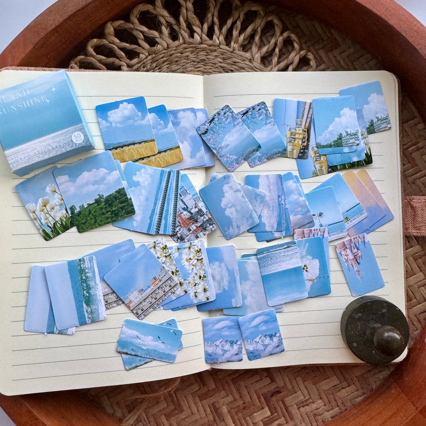 KQ1026SH Paper Sticker Box (6 boxes inside ) TOTAL 300 Stickers