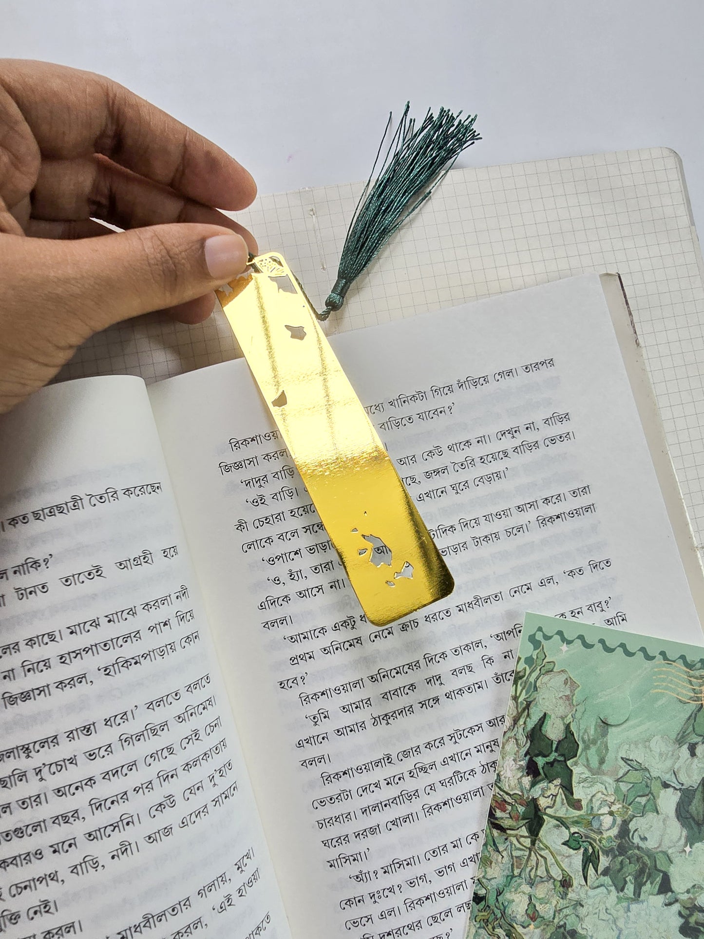 Roses | Bookmark | Van Gogh Inspired | Premium Glossy Finish | Durable Artistic Bookmark | 22*108mm