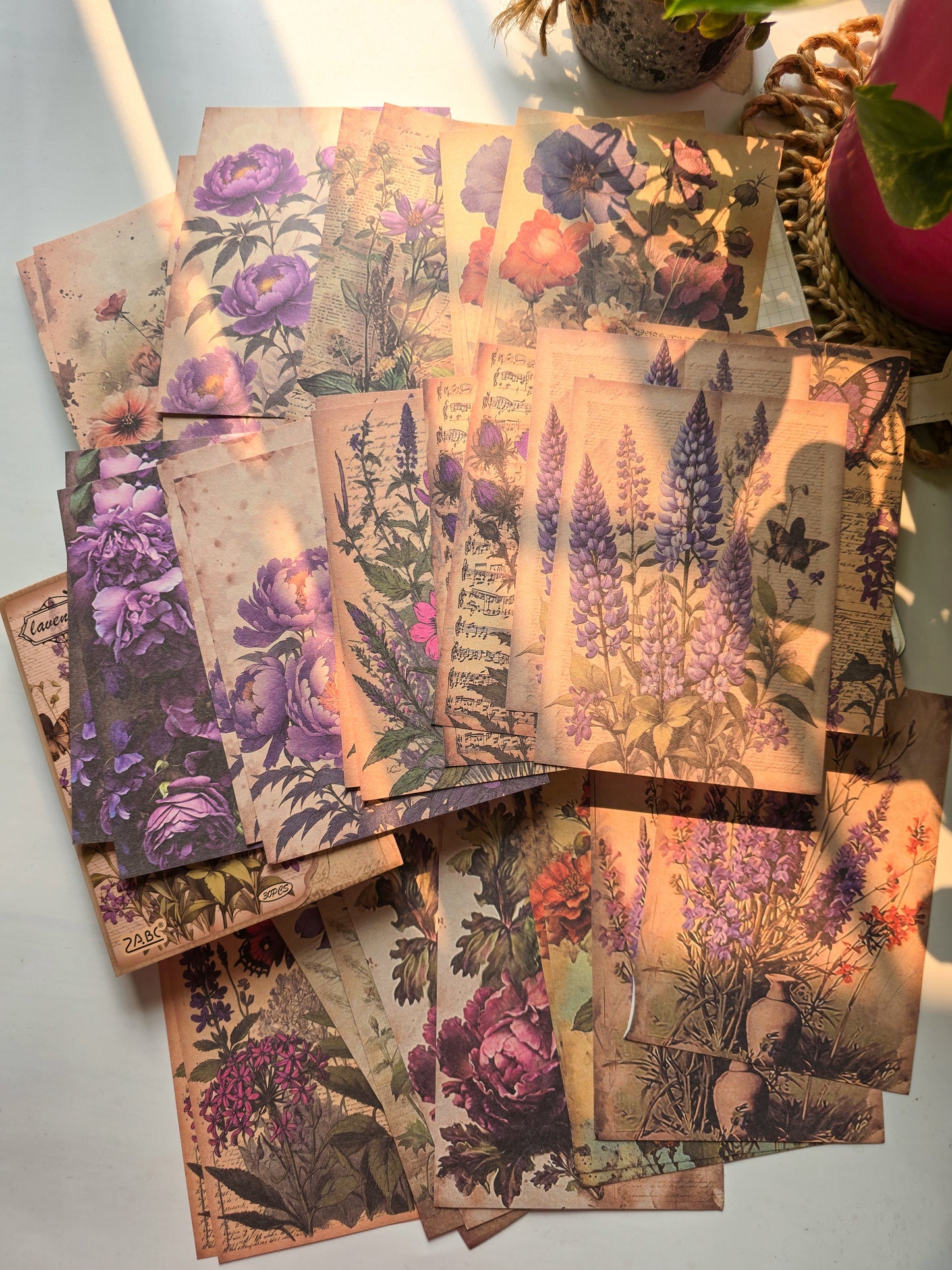JLMB604 - material paper banana Lin Mobo series retro floral theme diy sticky material 30 sheets into