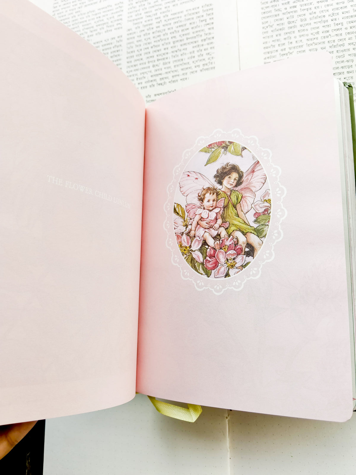 JZA5128-2557 | Paperblanks Flower Fairies Journal Featuring The White Bindweed Fairy Illustration